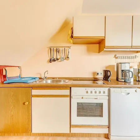 Cozy In P Hlde With Sauna Apartment