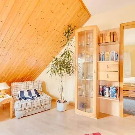 Cozy In P Hlde With Sauna Apartment