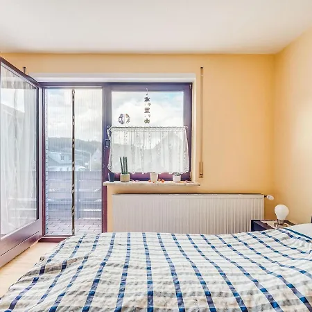 Cozy In P Hlde With Sauna Apartment